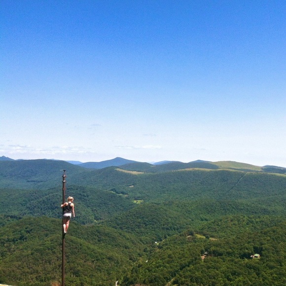 Meet your Posher, Erin - Picture 3 of 4