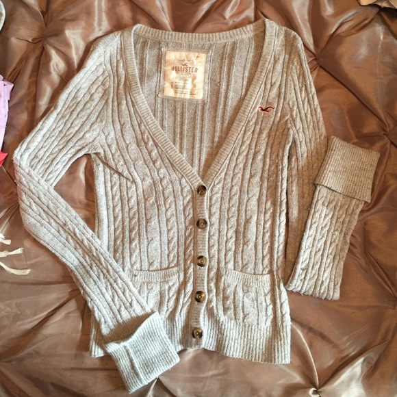 Hollister sweater/cardigan