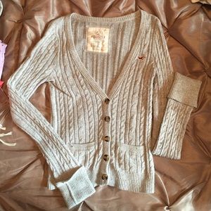 Hollister sweater/cardigan