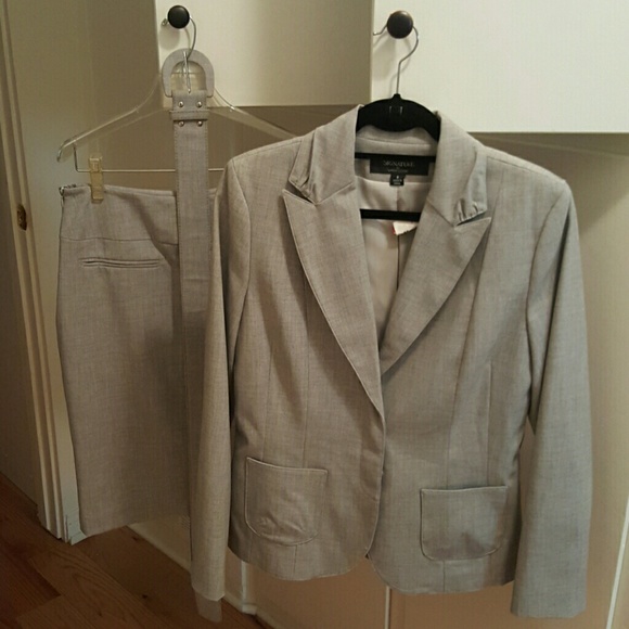 NWT Larry Levine Designer Skirt Suit 8