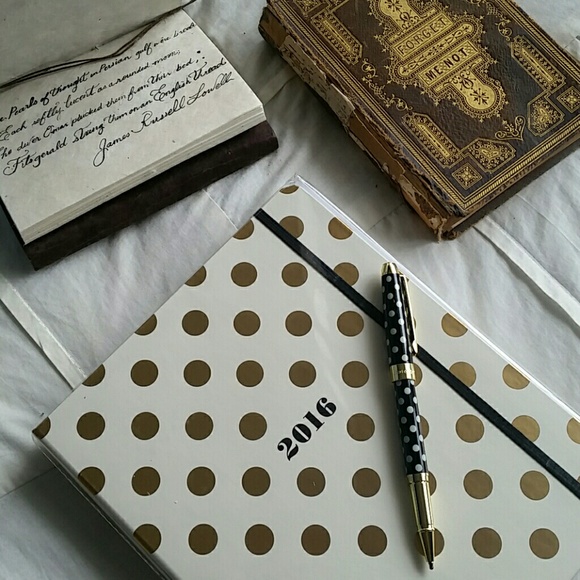 kate spade Jewelry - !2 LEFT! Kate Spade Large Gold Dot Agenda