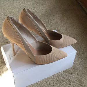 Steve Madden Akcess pumps in Nude