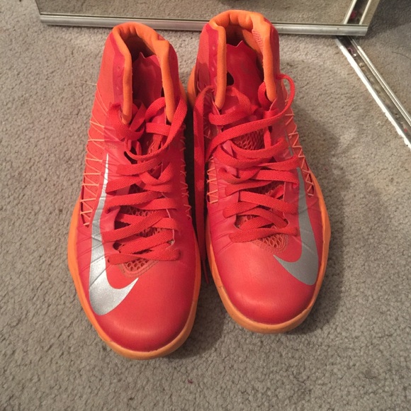 Nike hyperdunks - Picture 2 of 4