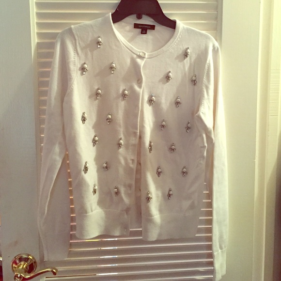 NWOT never worn ann Taylor sweater