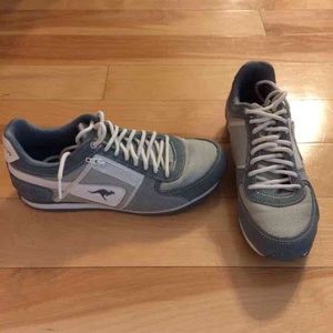 Kangaroos sneakers
