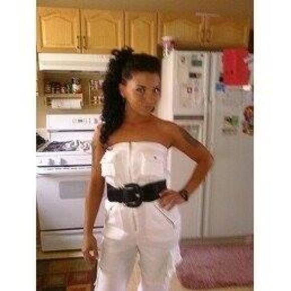 Shawna - Picture 3 of 3