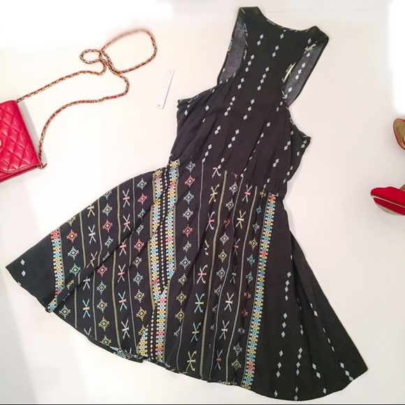 NWT TWELFTH ST BY CYNTHIA VINCENT RACER BACK DRESS - Picture 3 of 4