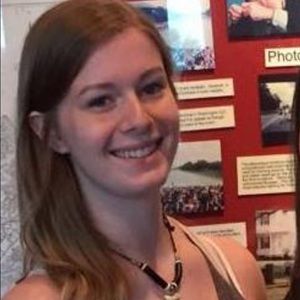 Meet your Posher, Caitlin