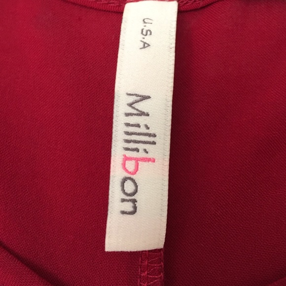 Deep Red Top - Picture 4 of 4