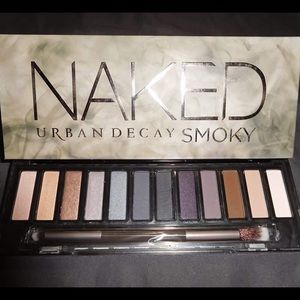 Naked Smokey Pallete