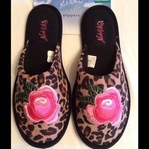 New! Rose design on animal print house slippers!