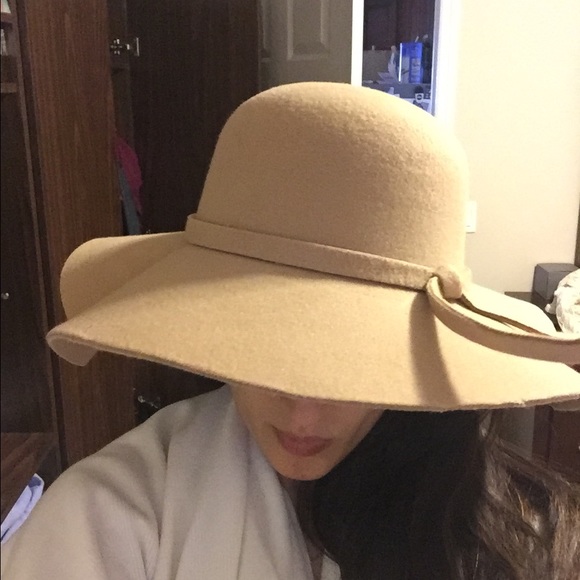 Stylish Winter Hat! - image 3