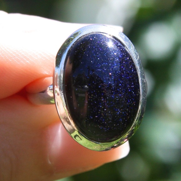 Gold Stone Ring. BRAND NEW! - Picture 2 of 3