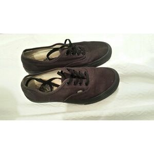 All black Vans