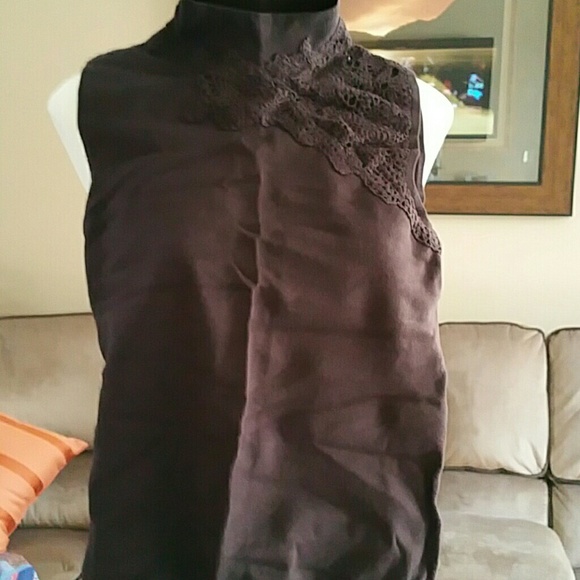 Sweater - Picture 1 of 2