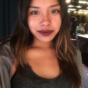 Meet your Posher, Selina