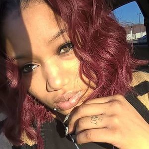 Meet your Posher, Signdyourstruly