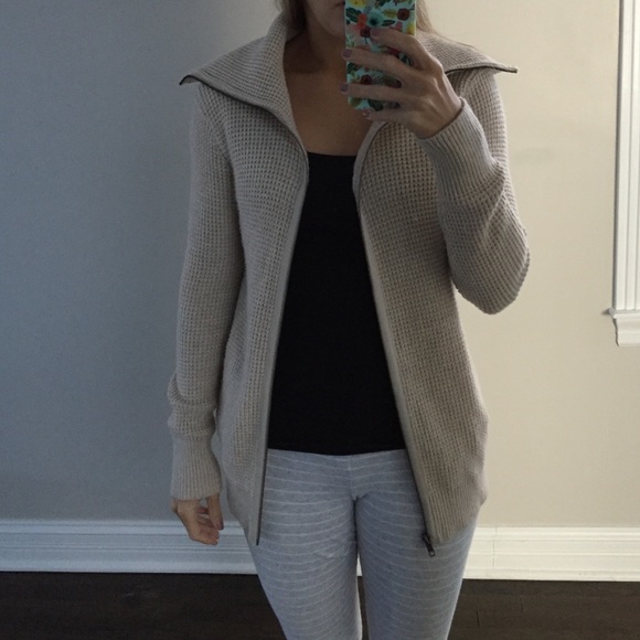 Old Navy zip up sweater