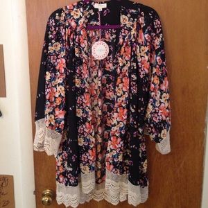Umgee Black Floral Kimono