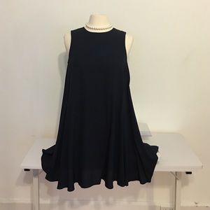 Elegant Dk Navy DKNY silk dress or tunic top!