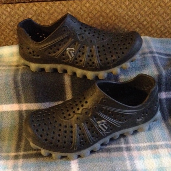 K Swiss very light shoe and comfortable