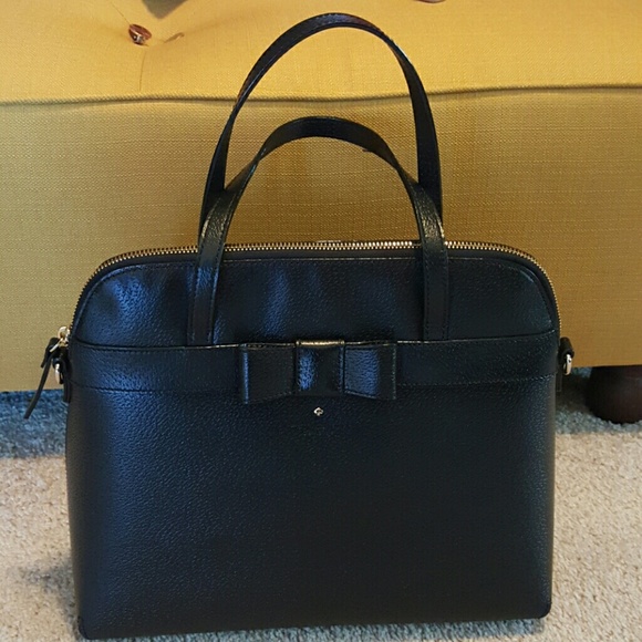 kate spade Handbags - Authentic Kate Spade Handbag FIRM PRICE