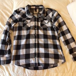 Black and White Plaid Long Sleeve