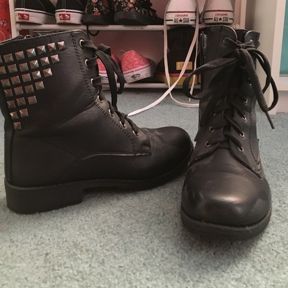 Traffic studded combat boots