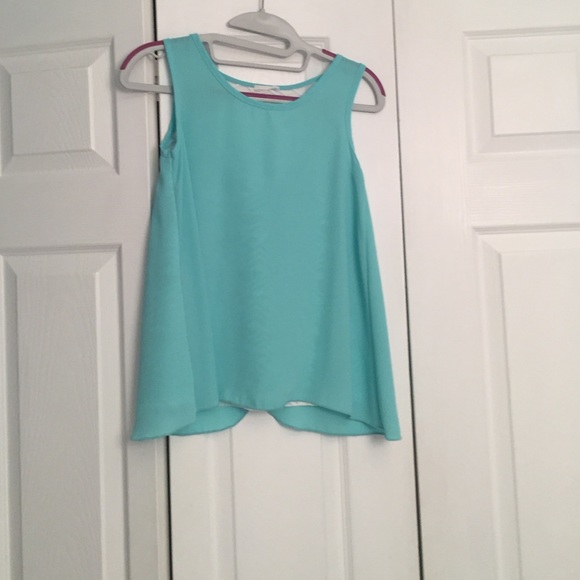 Top - Picture 2 of 2