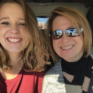 Meet your Posher, Carol