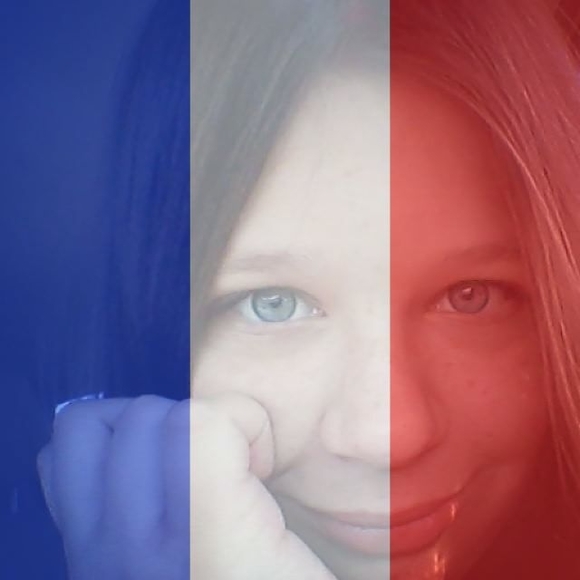 Meet your Posher, Michaela - Picture 1 of 1