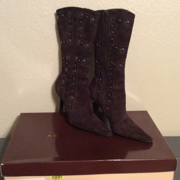 Suede Antonio Melani Boots
