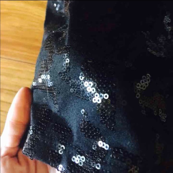 Body Central black sequin skirt NWOT - Picture 2 of 3