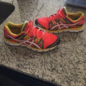 LIKE NEW ASICS