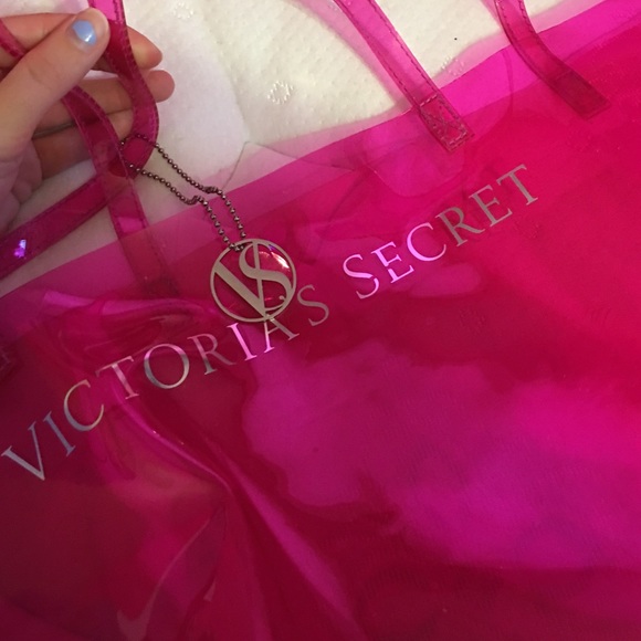 VS BEACH TOTE! - Picture 2 of 3