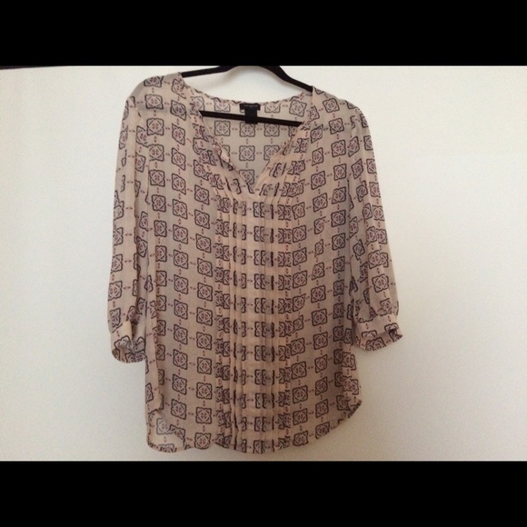 Sophisticated Patterned Blouse
