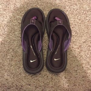 Nike gel sandal/flip flops