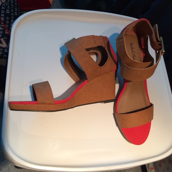 Michael Antonio Brown wedges