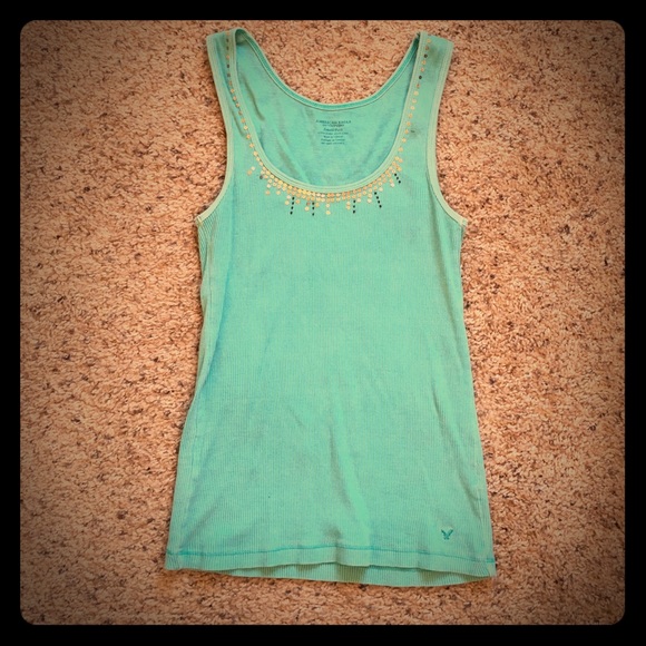 Sequenced ribbed tank