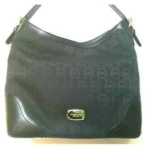 michael kors hand bag