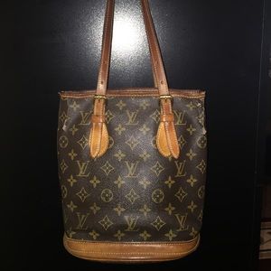 Louis Vuitton Bucket PM Shoulder Tote Bag
