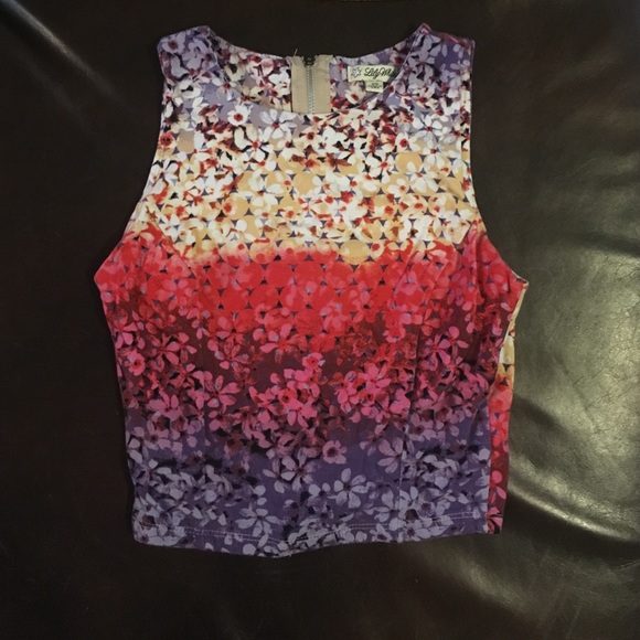 Floral zip up crop