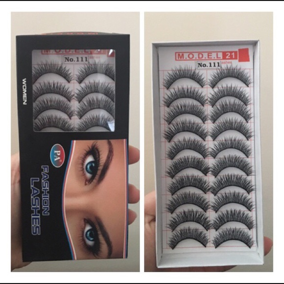 NEW False Eyelashes or BEST OFFER. W/free gift