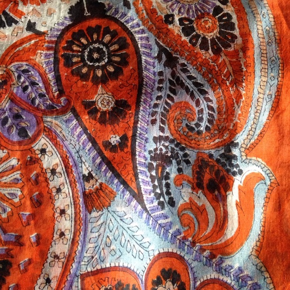 ๐๐HOST PICK!! ๐๐100% silk Indian scarf - Picture 3 of 4