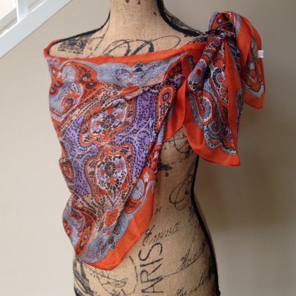 ๐๐HOST PICK!! ๐๐100% silk Indian scarf - Picture 4 of 4