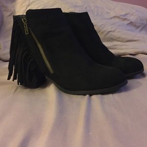 Black ankle booties