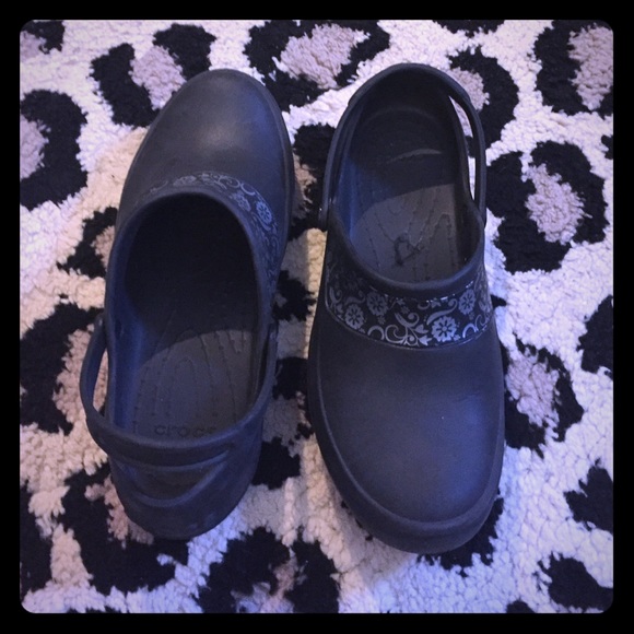 Crocs - Nursing Clogs! Super comfy!!!