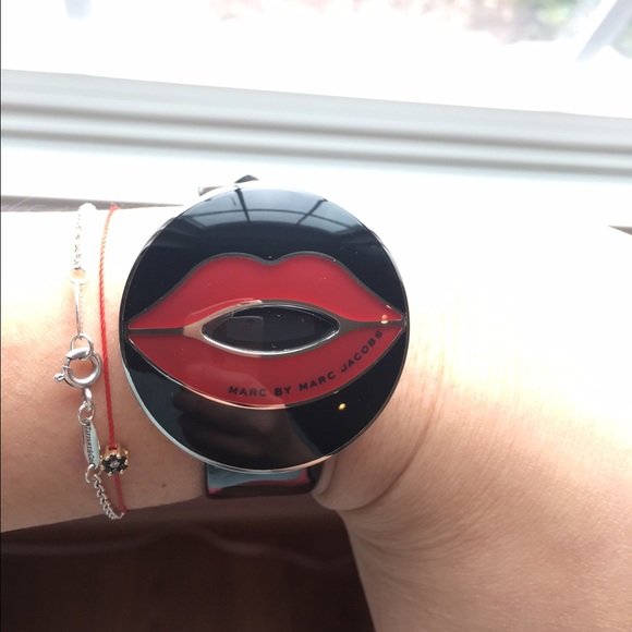 Marc by Marc Jacobs lip shine watch