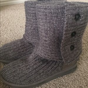 Gray Knit Uggs Sz 5/6