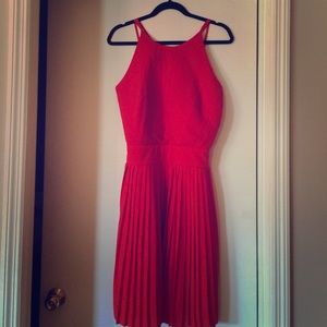 Show Stopping Red Ellen Tracy Dress-straps, pleats